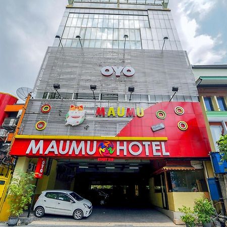 Maumu Hotel & Lounge Сурабая Экстерьер фото