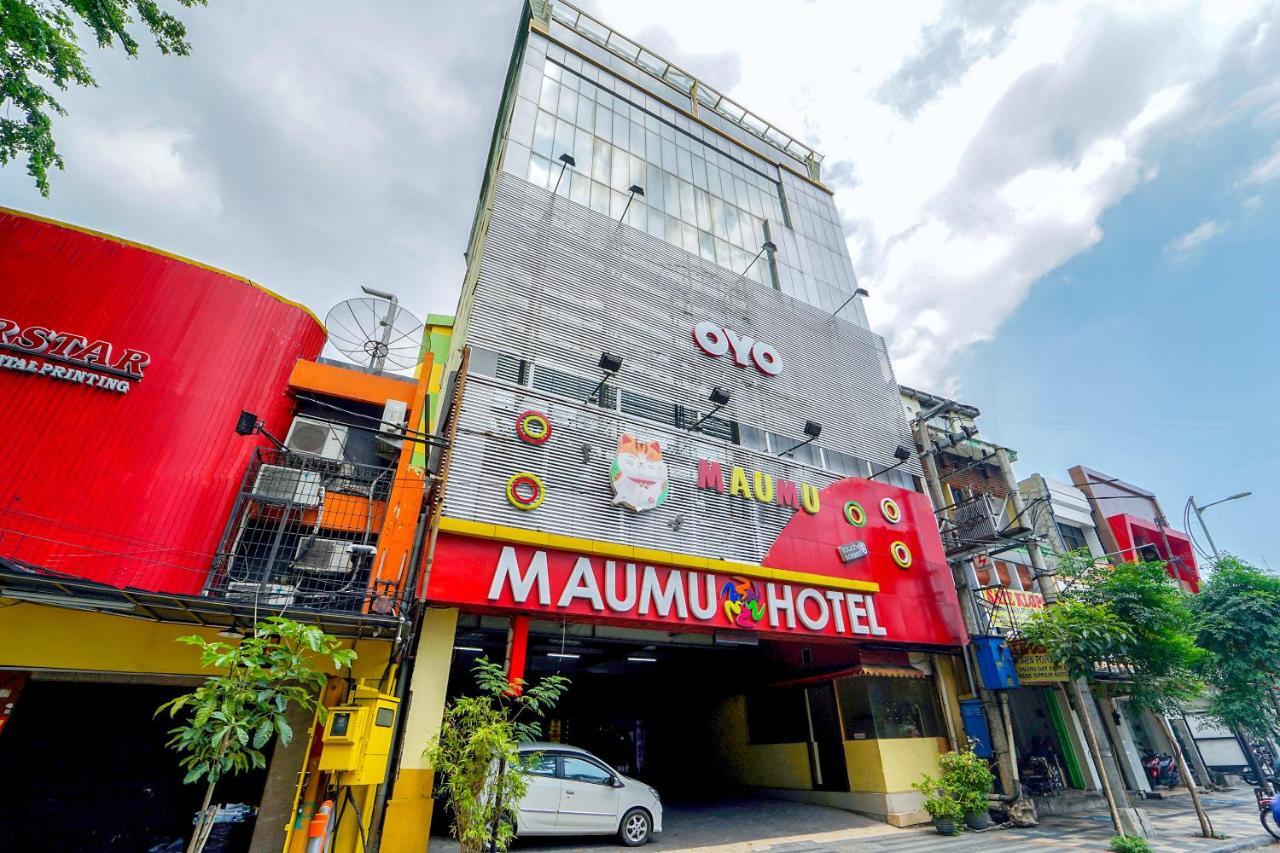 Maumu Hotel & Lounge Сурабая Экстерьер фото